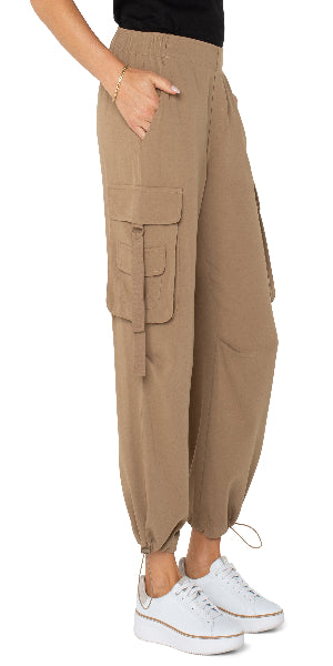 Pull-on Parachute Cargo Pants – TRE Boutique